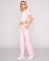 Kailey Velour AOP Debossed Crop Fitted Tee Cherry Blossom - Juicy Couture Scandinavia