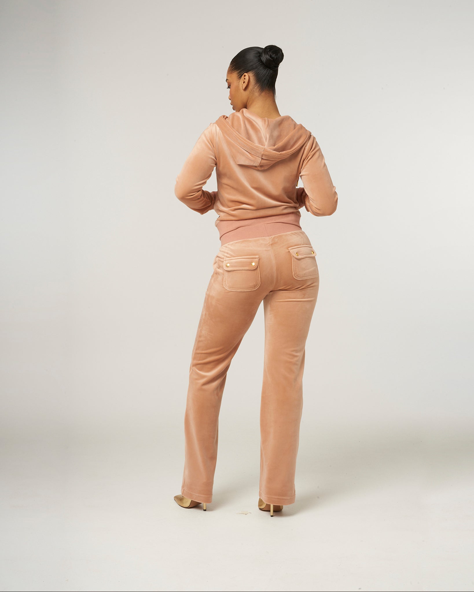 Classic Velour Del Ray Pant Cafe au Lait Gold