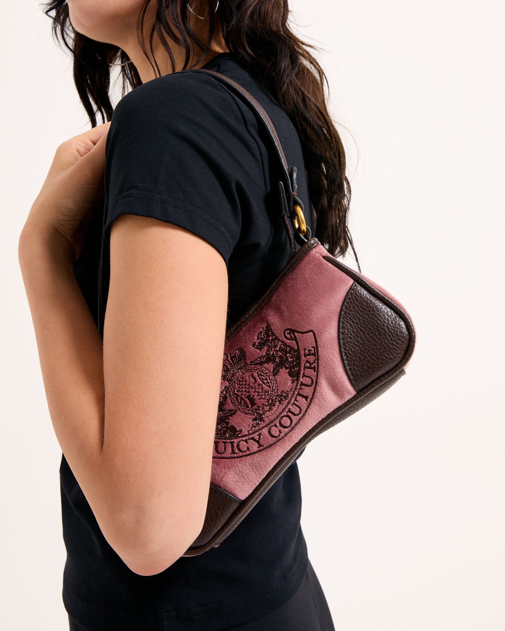 Daydreamer Crest Embroidered Shoulder bag Powder Pink - Juicy Couture Scandinavia