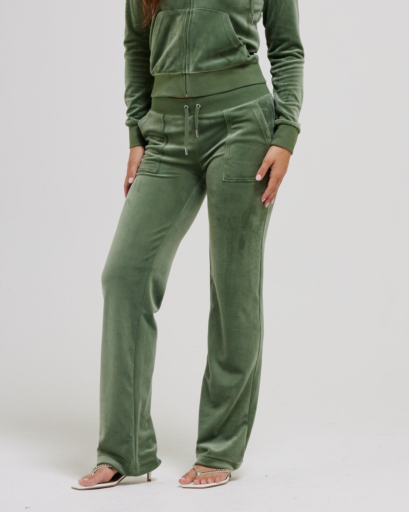 Juicy Couture Classic Velour Del Ray Pant Java