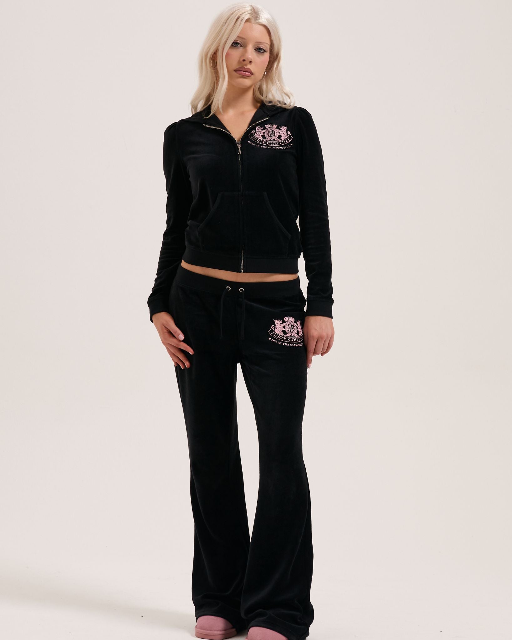 Heritage Crest Low rise Trackpant Black - Juicy Couture Scandinavia