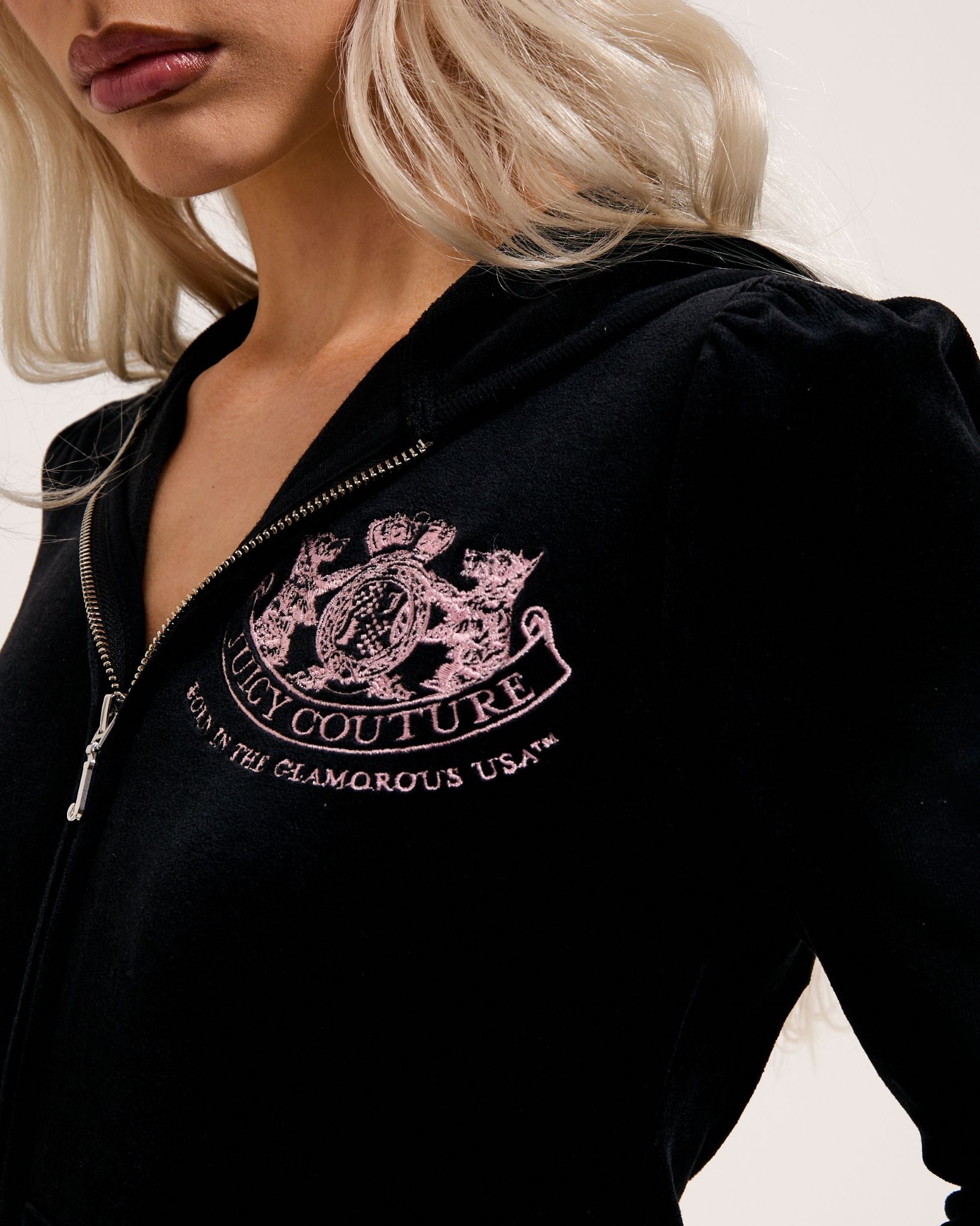 Heritage Crest Robyn Hoodie Black - Juicy Couture Scandinavia