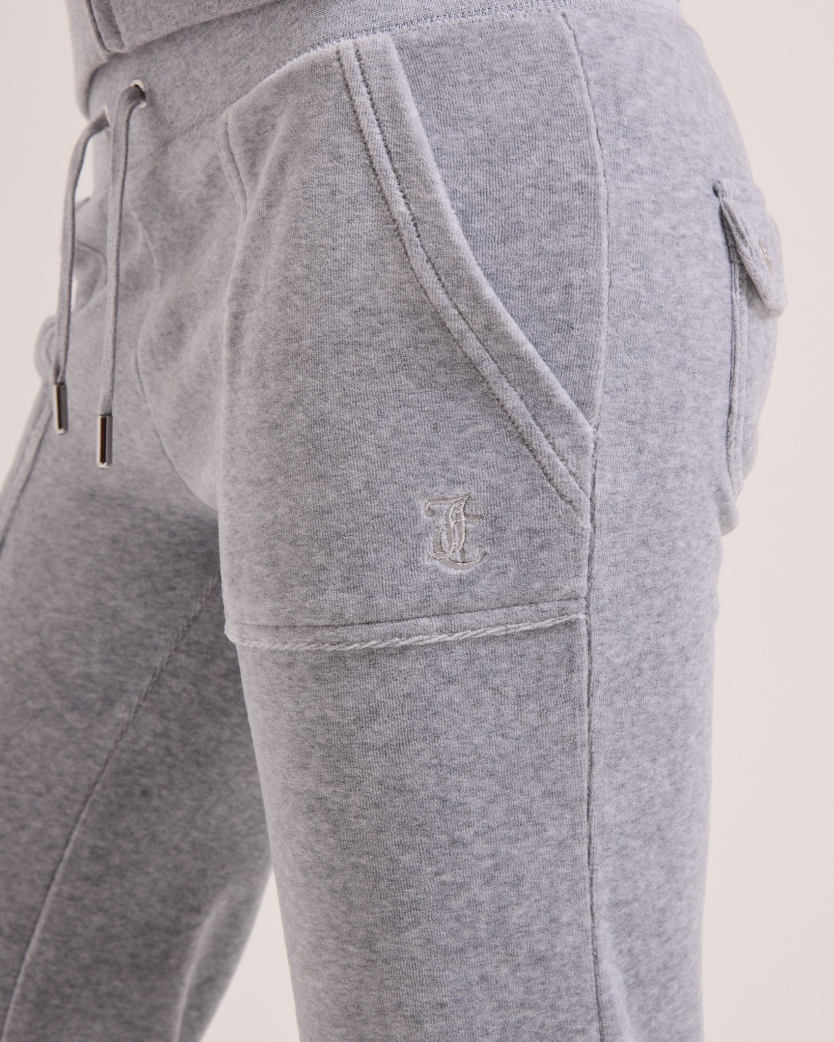 Classic Velour Layla Low Rise Pocket Flare Silver Marl - Juicy Couture Scandinavia