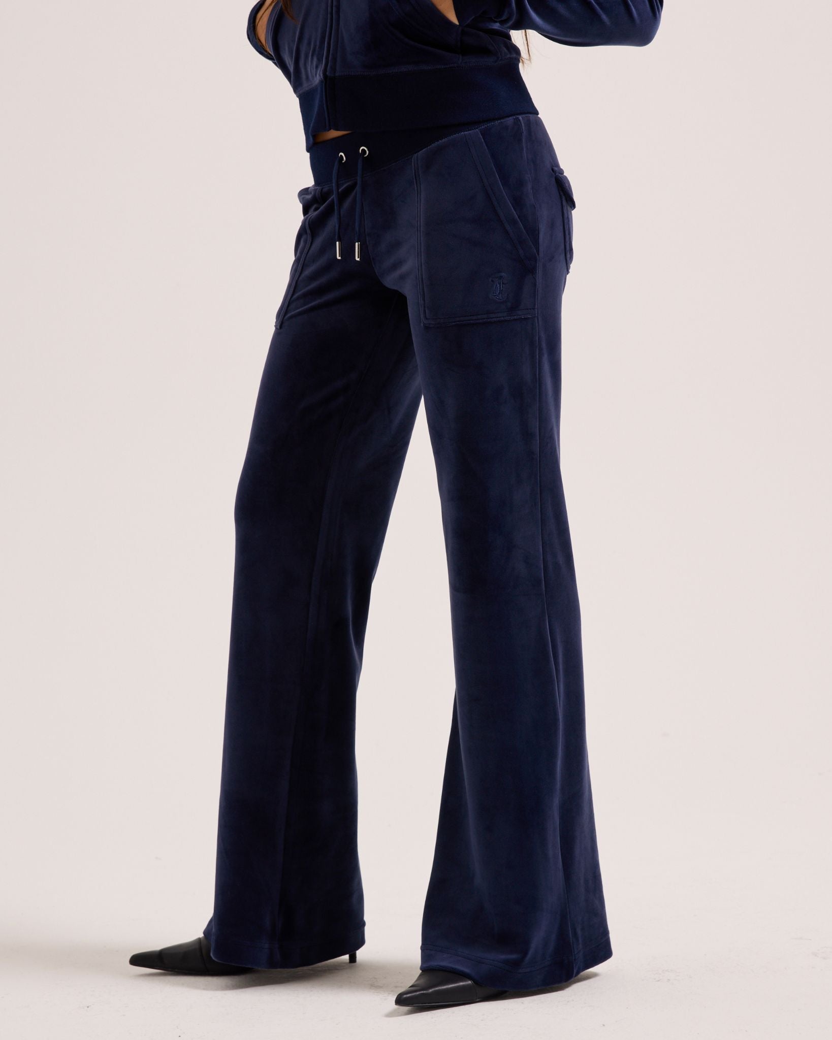 Classic Velour Layla Low Rise Pocket Flare Night Sky - Juicy Couture Scandinavia