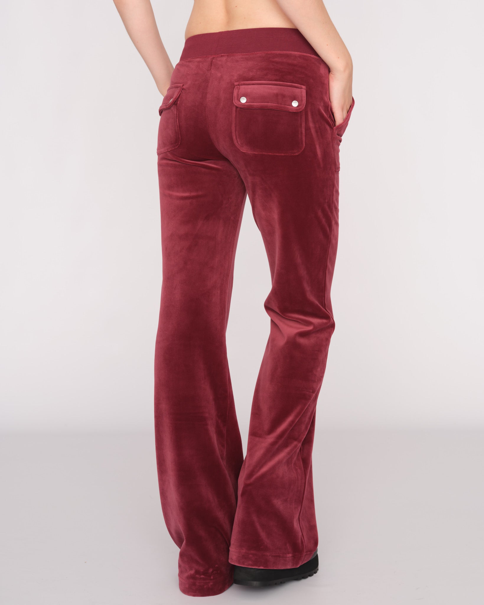 Classic Velour Layla Low Rise Pocket Flare Tawny Port - Juicy Couture Scandinavia