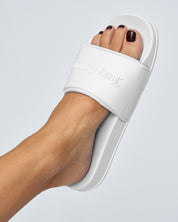 Breanna Embossed Slider White - Juicy Couture Scandinavia